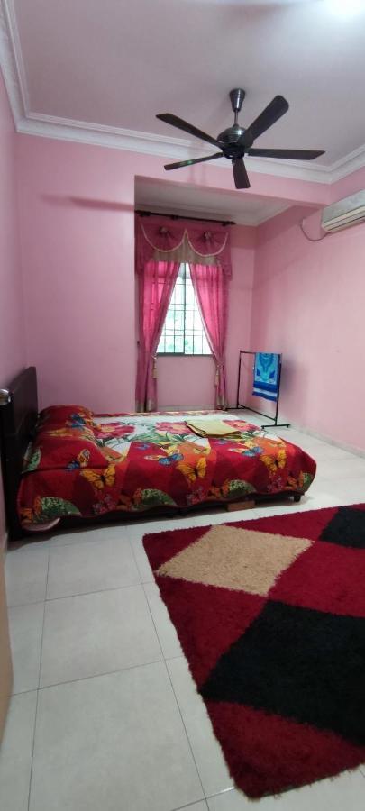 HAWWA SARA Muslim HOMESTAY Malacca Luaran gambar